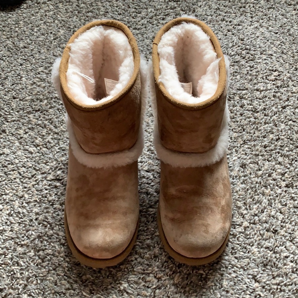 Ugg Australia Hadley Chestnut  Boots